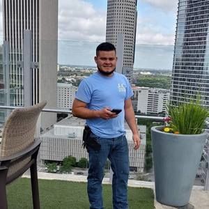 Meet your Posher, Ulises